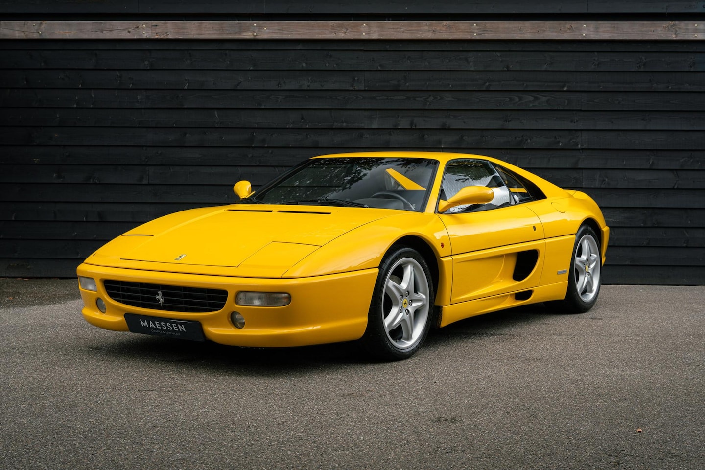 Ferrari F 355 - F 355 Berlinetta Bucket Seats - Manual - AutoWereld.nl