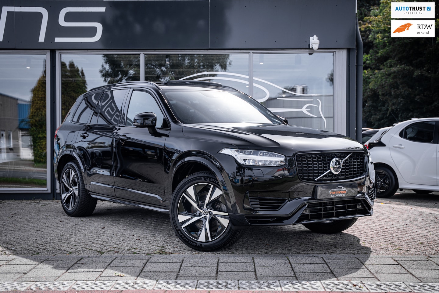 Volvo XC90 - 2.0 T8 Recharge AWD R-Design|Pano|Elec Trekh|Pilot Assist|7 Persoons|Memory|Carplay|Harman - AutoWereld.nl