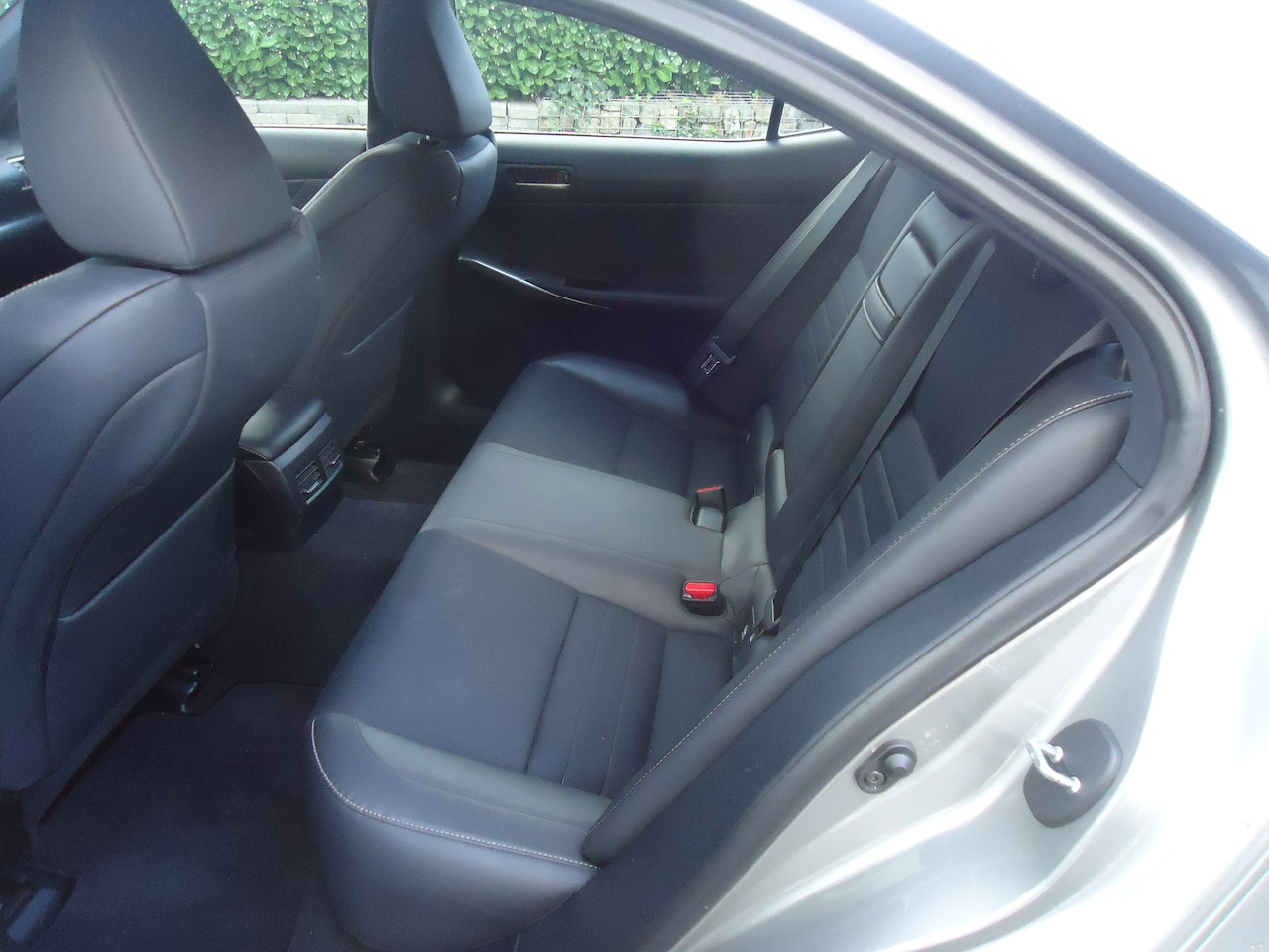 Lexus IS - 300h Hybrid F-Sport Line UNIEK FACELIFT F SPORT