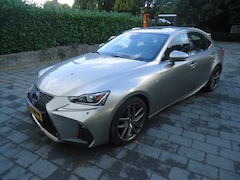 Lexus IS - 300h Hybrid F-Sport Line UNIEK FACELIFT F SPORT