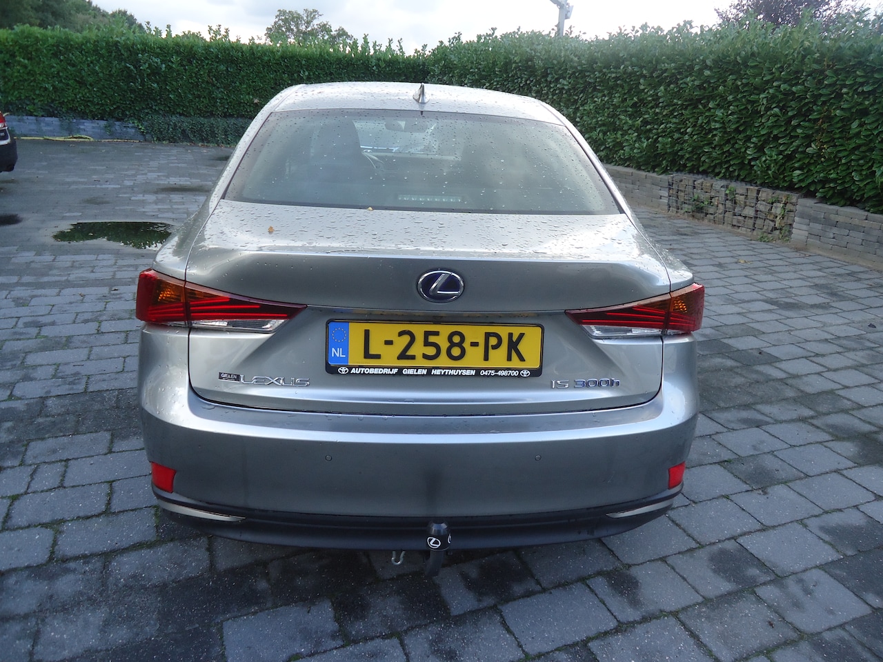 Lexus IS - 300h Hybrid F-Sport Line UNIEK FACELIFT F SPORT
