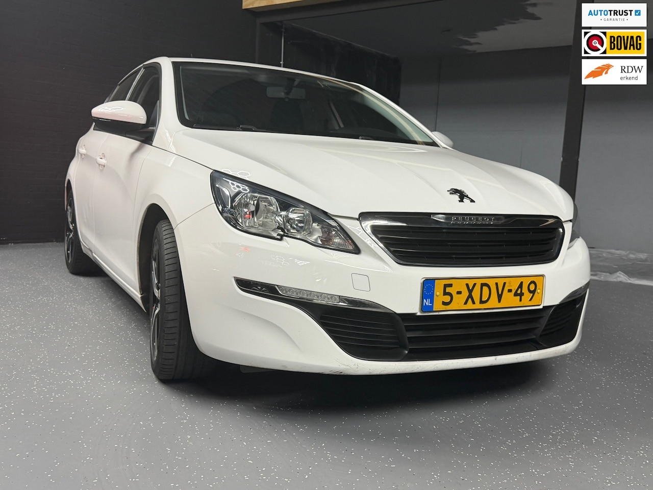 Peugeot 308 - 1.2 VTi Blue Lease 1.2 VTi Blue Lease - AutoWereld.nl