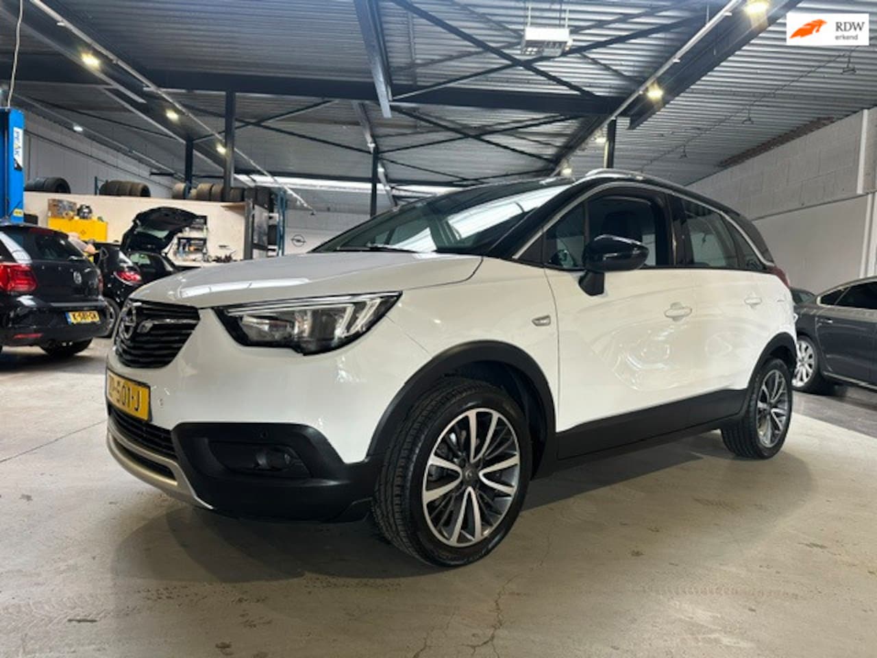 Opel Crossland X - 1.2 Turbo Innovation/Volledig dealer onderhouden/Apk nieuw - AutoWereld.nl