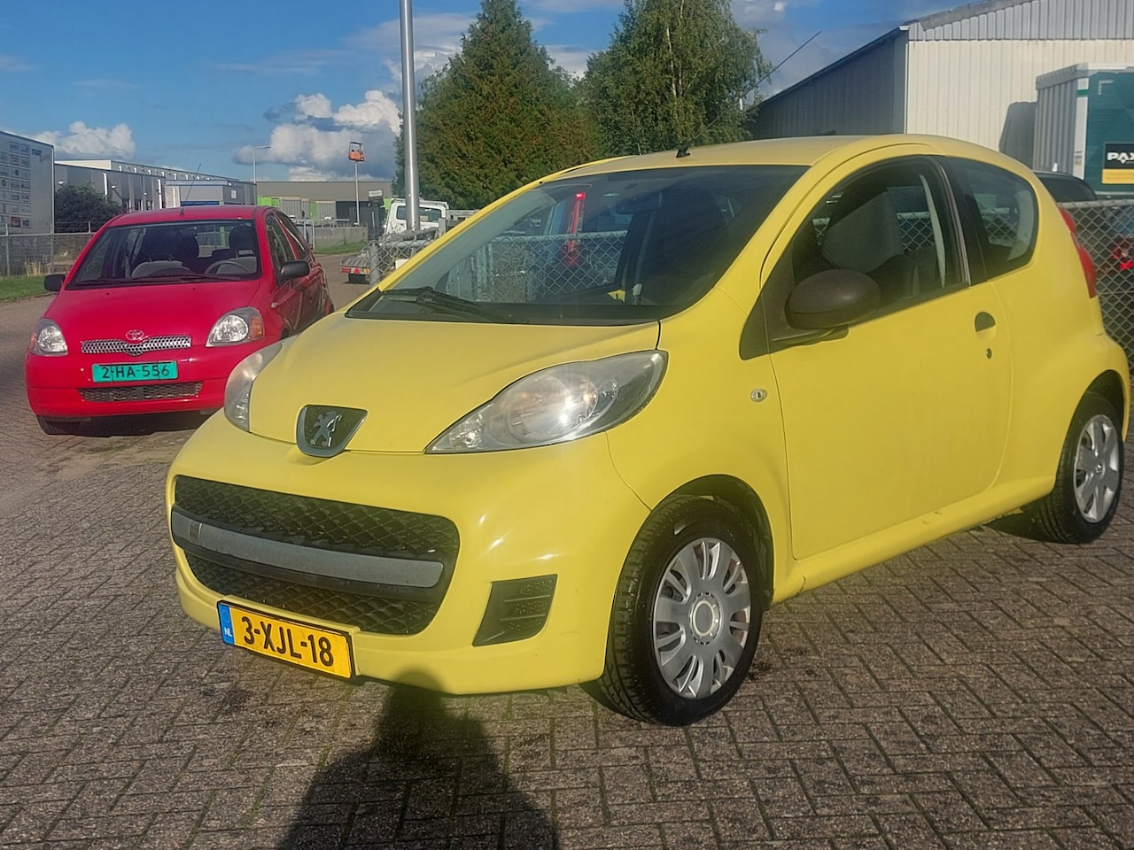 Peugeot 107 - 1.0-12V XR !! JAAR APK !! - AutoWereld.nl