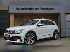 Volkswagen Tiguan - 2.0 TSI 180pk DSG 4Motion 2x R-Line Virtual Cockpit Trekhaak 19inch LM ACC *NL Auto* 2200k