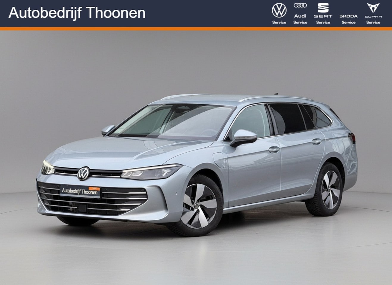 Volkswagen Passat Variant - 1.5 eHybrid Business | Trekhaak | HUD | Camera - AutoWereld.nl