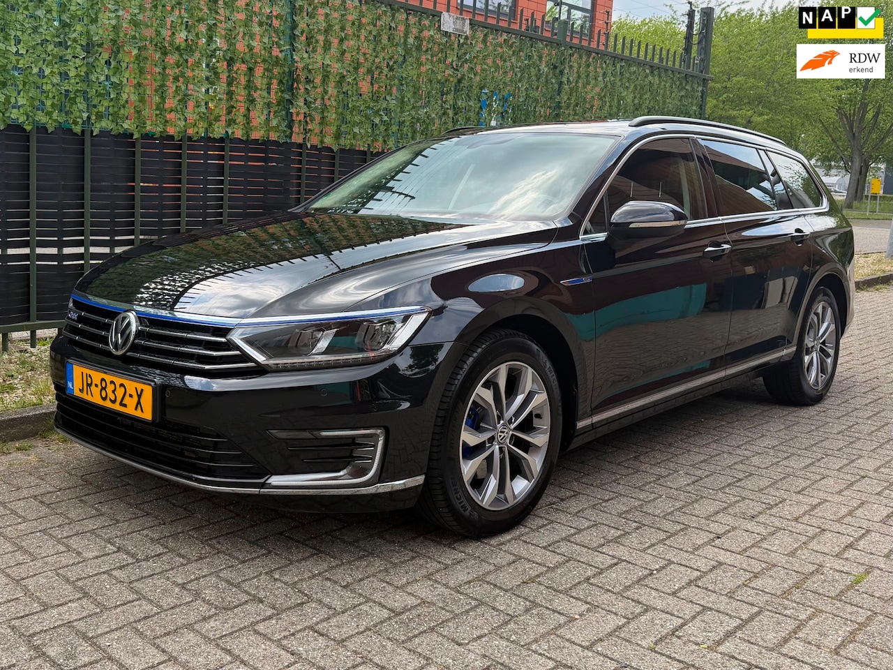 Volkswagen Passat Variant - 1.4 TSI GTE 2016 XENON|PANO|NAP - AutoWereld.nl
