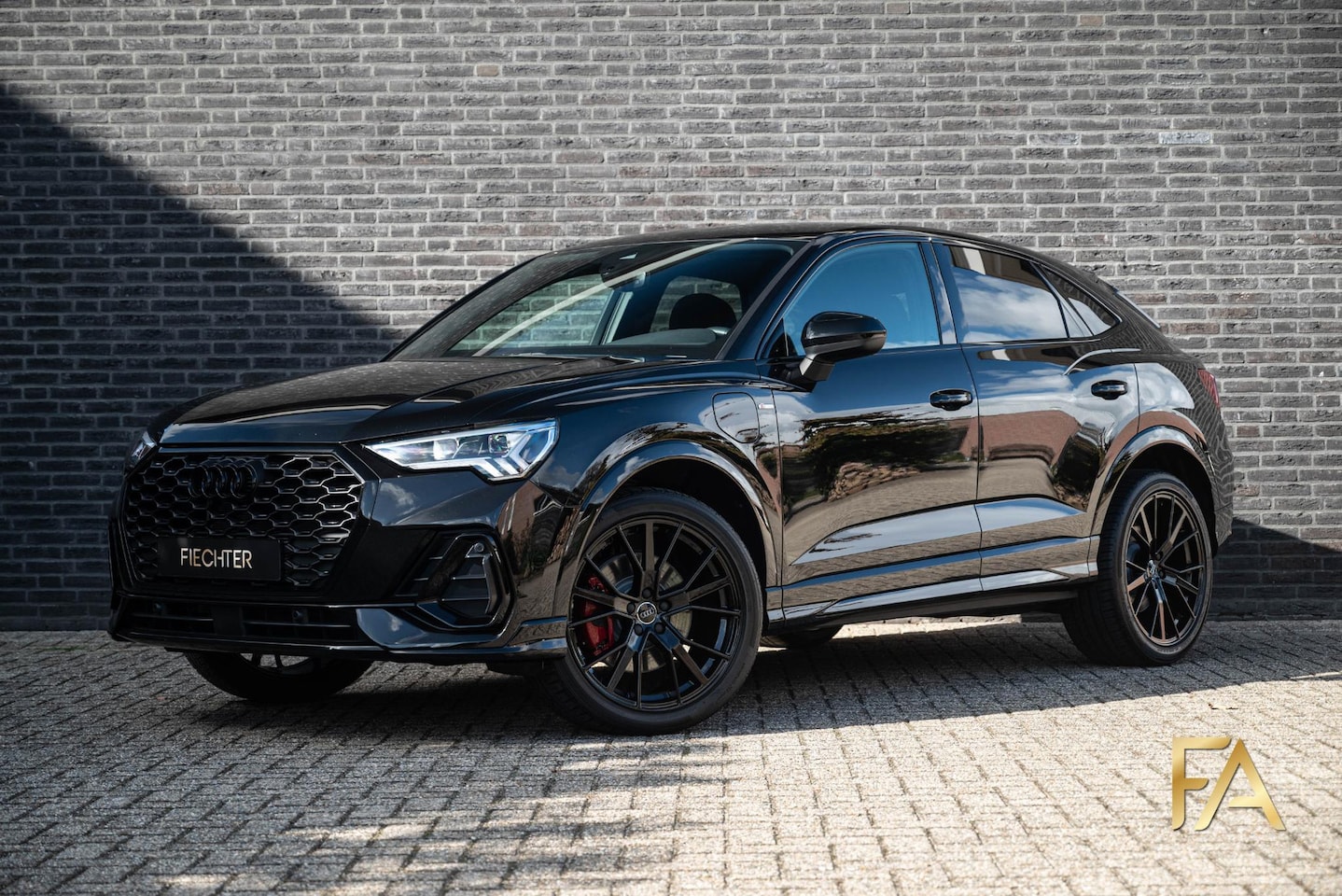 Audi Q3 Sportback - 45 TFSI e S Line 20Inch|Fullblack|245PK - AutoWereld.nl