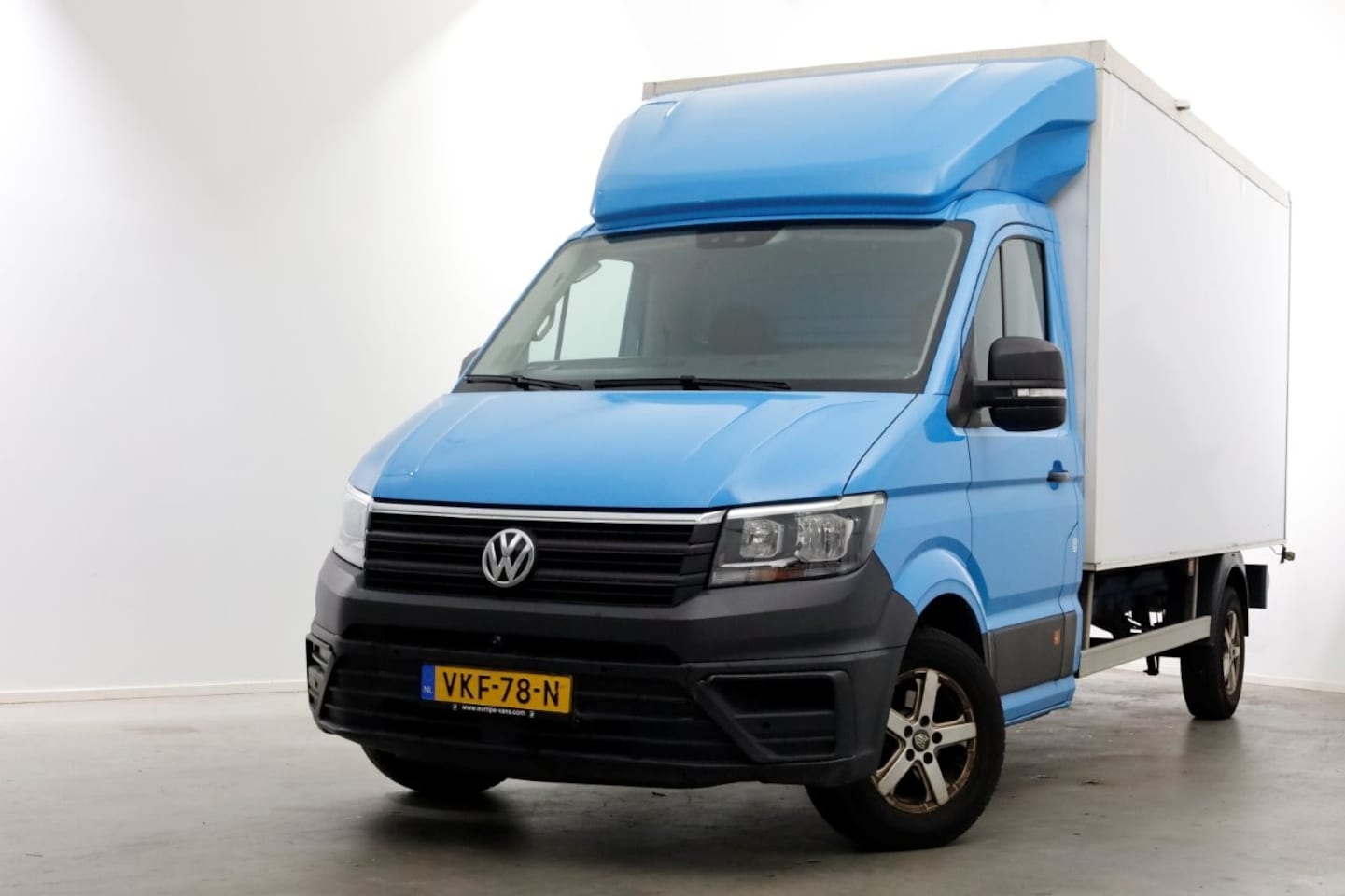 Volkswagen Crafter - 35 2.0 TDI E6 Bakwagen met achterdeuren 2-Persoons 04-2021 - AutoWereld.nl