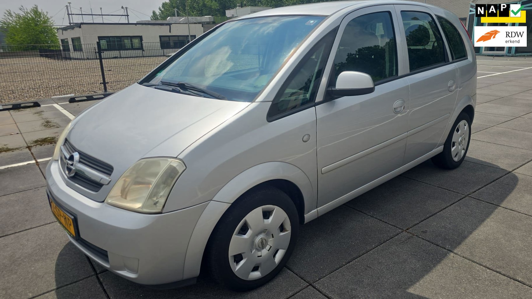 Opel Meriva - €1350,-1.6-16V Enjoy Apk 2027 Airco + Trekhaak Nappas - AutoWereld.nl