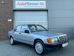 Mercedes-Benz 190-serie - 2.5 D Automaat Schuifdak