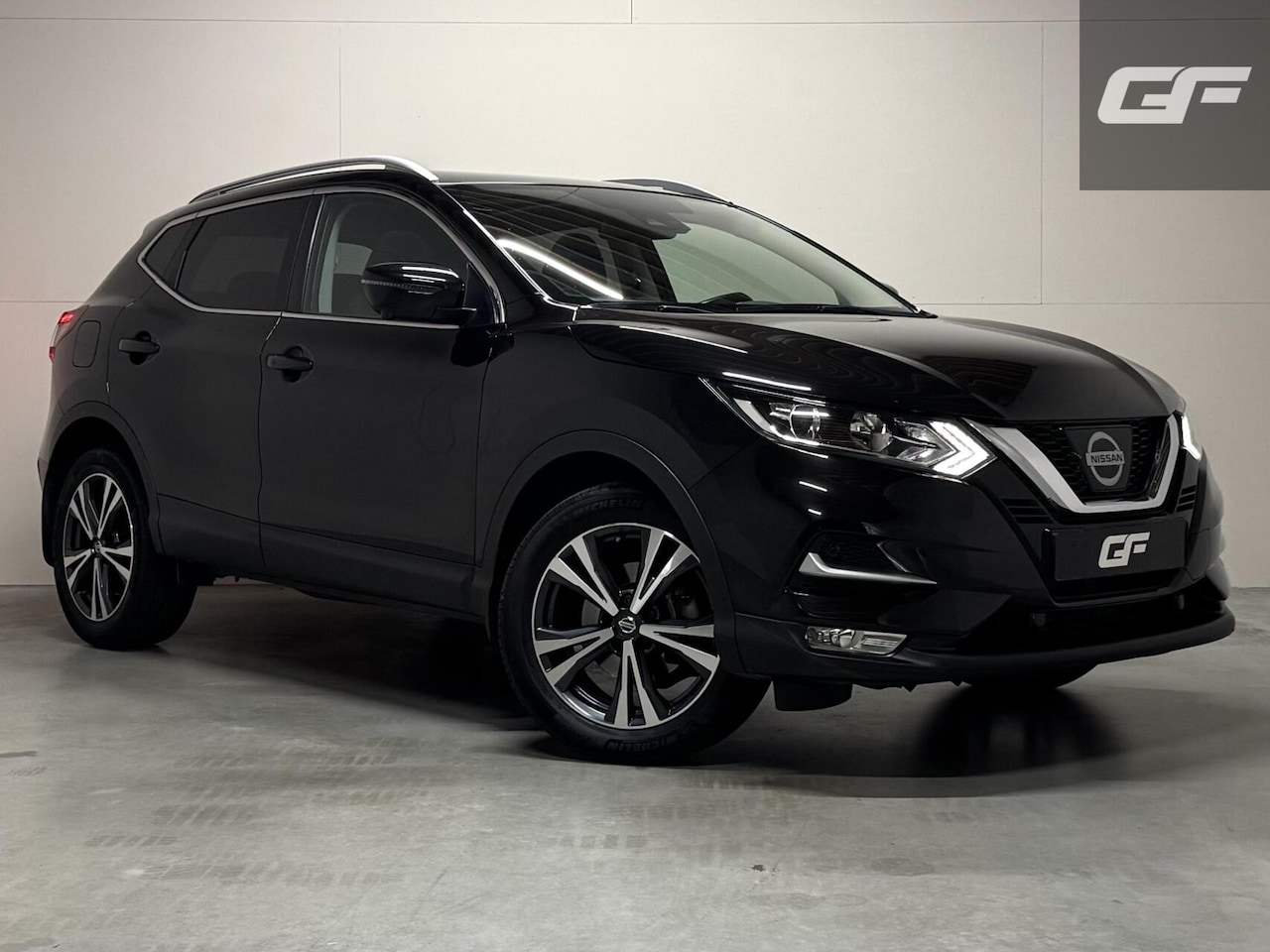Nissan Qashqai - 1.2 Business Edition Pano Automaat 360° Trekhaak NAP - AutoWereld.nl