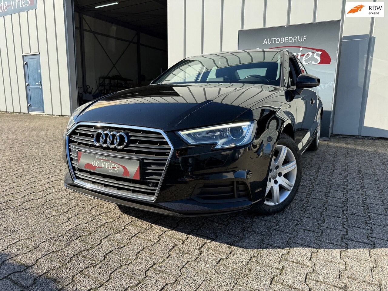Audi A3 Limousine - 35 TFSI Automaat 150PK / Navi / Camera / Stoelverw. / PDC V&A / LMV - AutoWereld.nl
