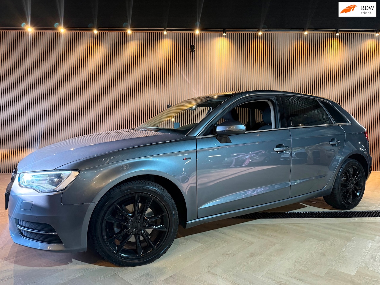 Audi A3 Sportback - 1.4 TFSI S-Line | Automaat | Bluetooth | LED - AutoWereld.nl