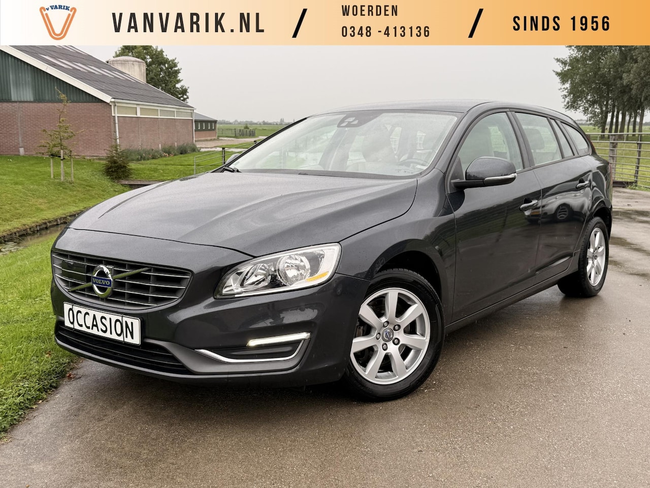 Volvo V60 - 2.0 T5 Kinetic RIEM V.V. | ADAPT. CRUISE | TREKHAAK | D-O | NAVIGATIE | LEER | NL-AUTO - AutoWereld.nl