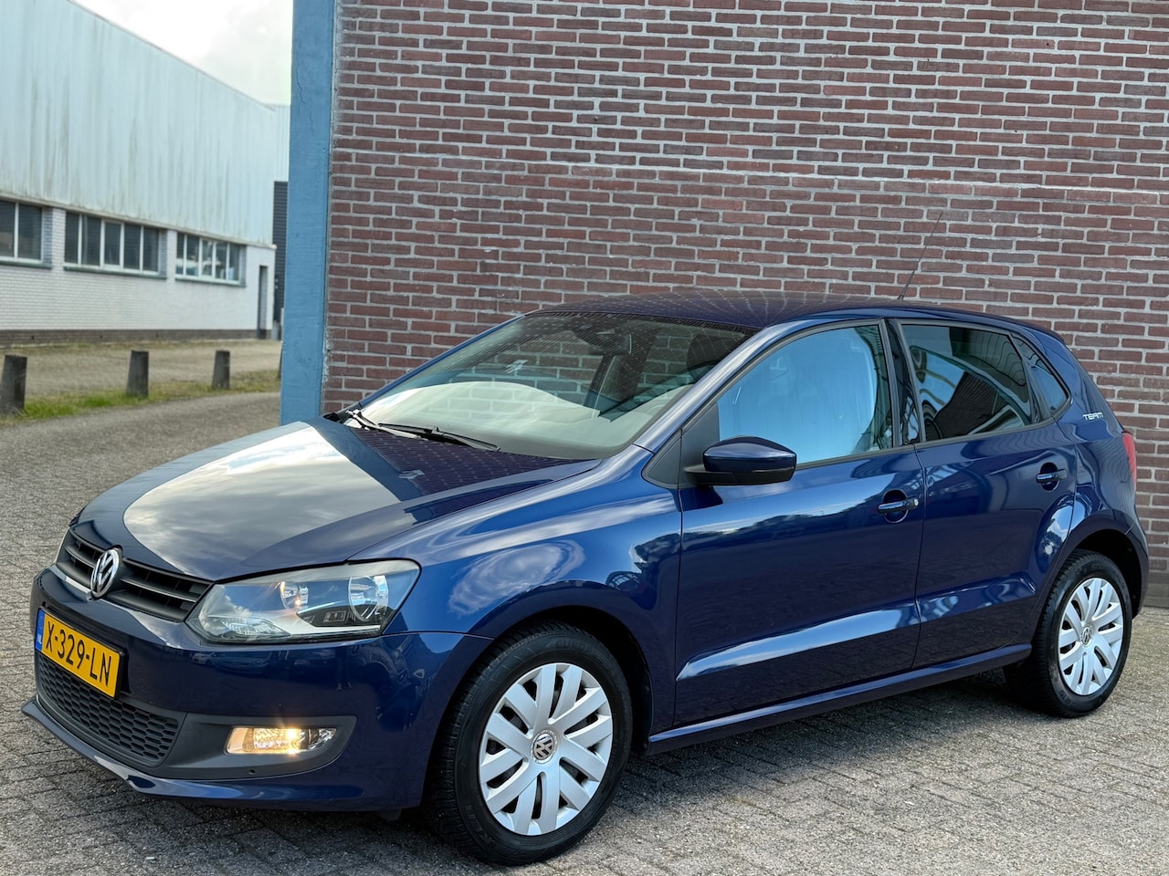 Volkswagen Polo - 1.2 -12V Trendline | Nap | Clima | Stoelverwarming - AutoWereld.nl