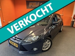 Ford Focus - 1.0 ECOBOOST / 5 DEURS / TITANIUM / VELE OPTIES