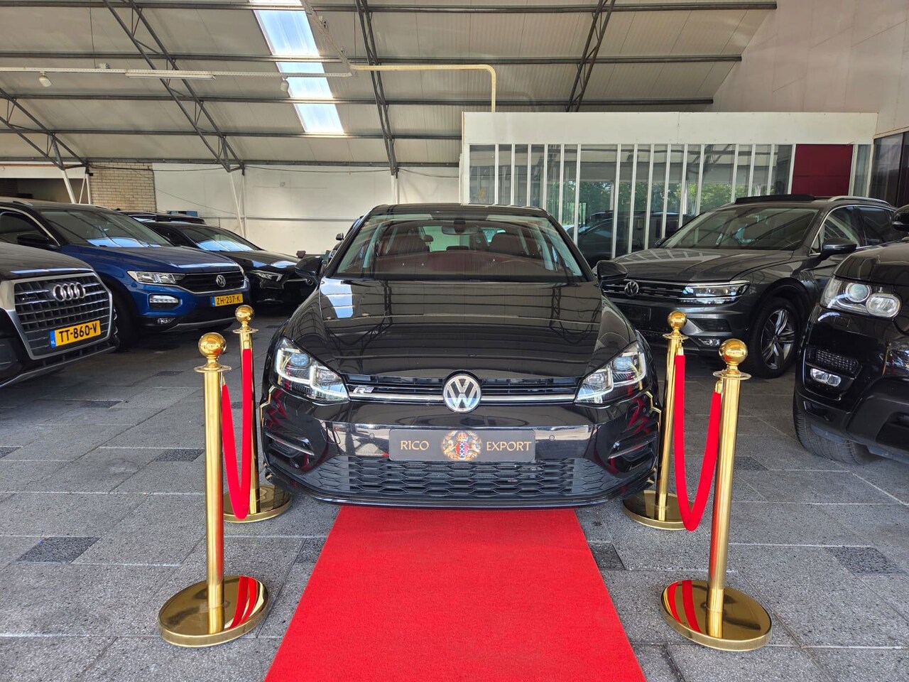 Volkswagen Golf - 7.5 FACELIFT AUTOMAAT TDI R-LIne! - AutoWereld.nl