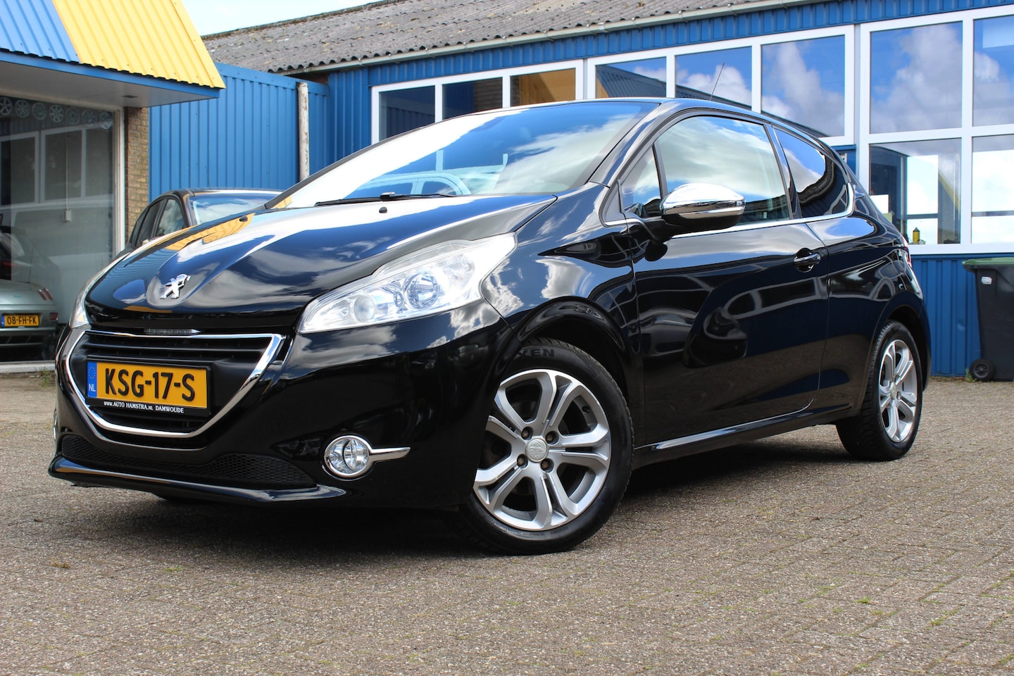 Peugeot 208 - 1.6-16V "Allure '' Cruise - Leder - Airco !! - AutoWereld.nl