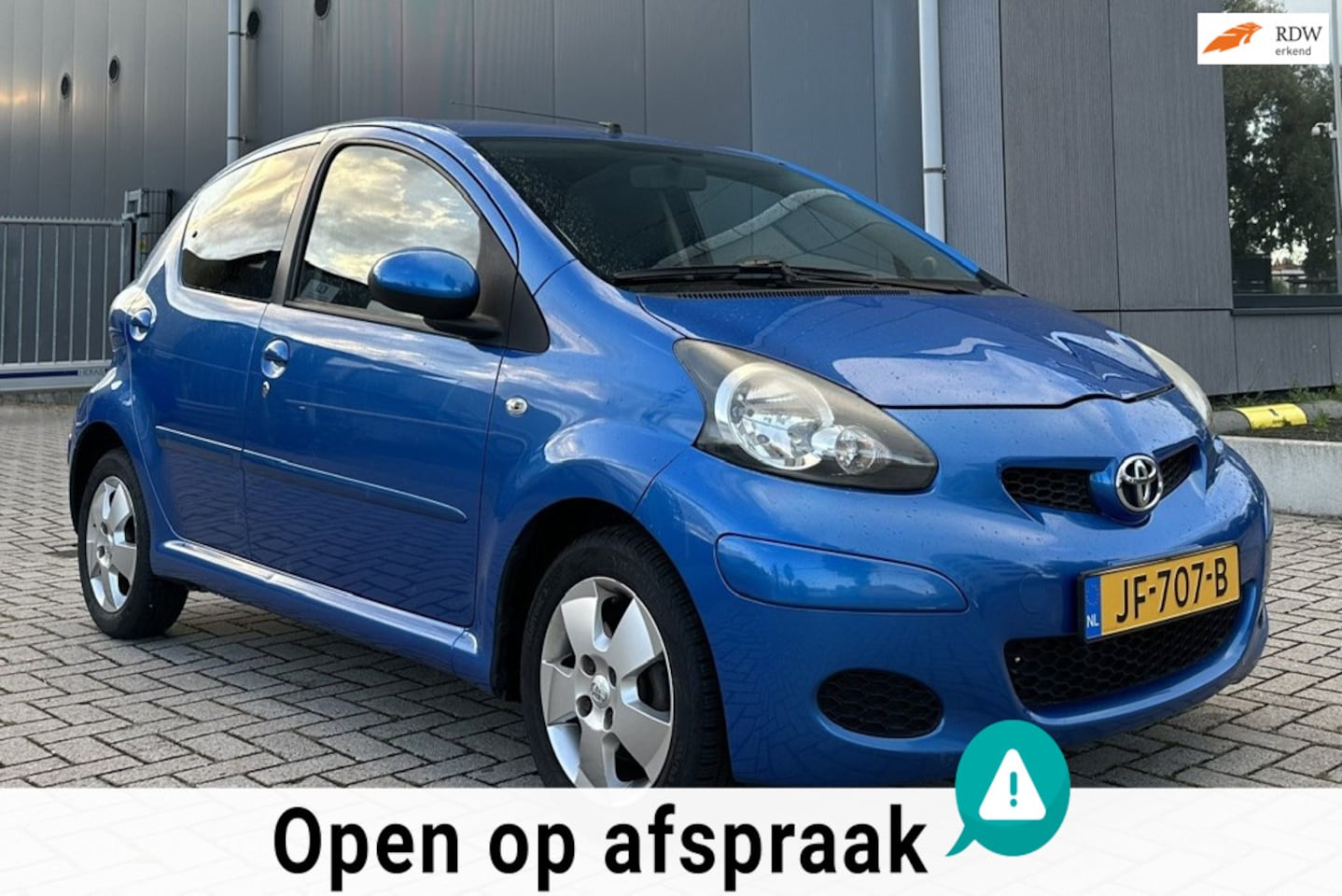 Toyota Aygo - 1.0-12V Access / 5-deurs / Airco / Parkeersensoren - AutoWereld.nl