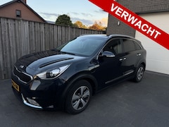 Kia Niro - 1.6 GDi PHEV DynamicPlusLine Navi Leder Carplay Camera Stuur en StoelVerwaming DAB Clima P
