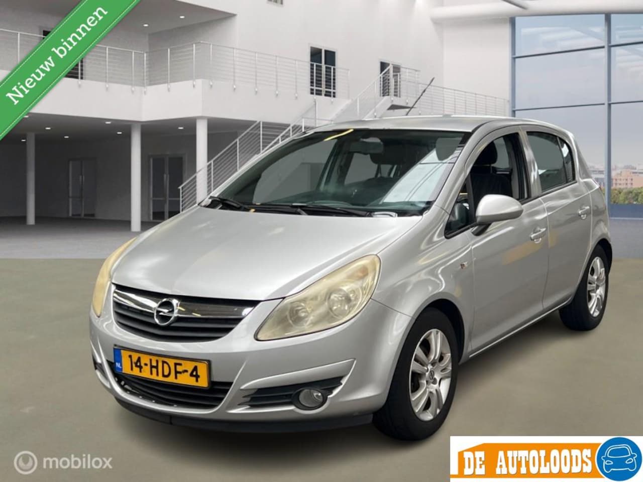 Opel Corsa - 1.4-16V inTouch | APK 16-01-2027 - AutoWereld.nl