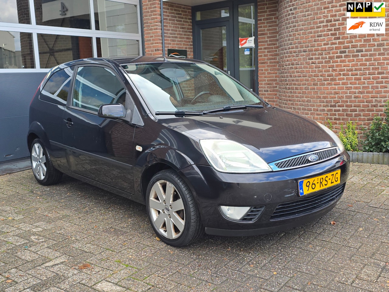 Ford Fiesta - 1.3 Futura Apk |Nap |Lm Velgen - AutoWereld.nl