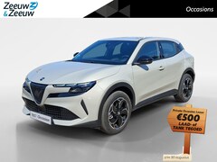 Alfa Romeo Junior - Elettrica 54 kWh | 1e Eigenaar | 96% SOH | Park assist | Climate Control |Adapt. Cruise co