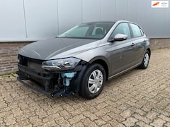 Volkswagen Polo - 1.0 MPI Trendline PDC, Navi , Airco, Cruise