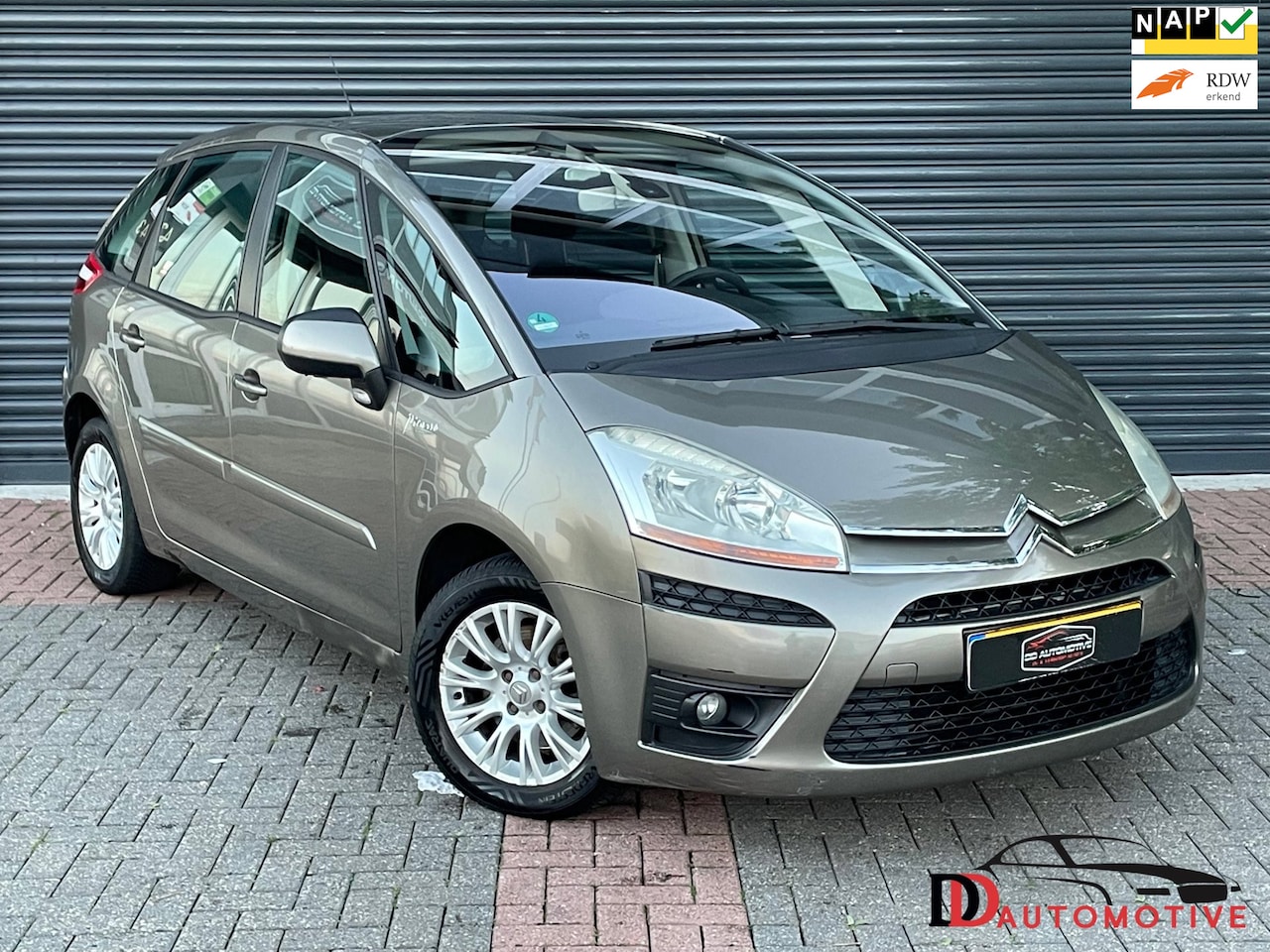 Citroën C4 Picasso - 2.0-16V Ambiance EB6V 5p. Automaat | Apk 04-07-2027 | Trekhaak | Climate Control | Cruise - AutoWereld.nl
