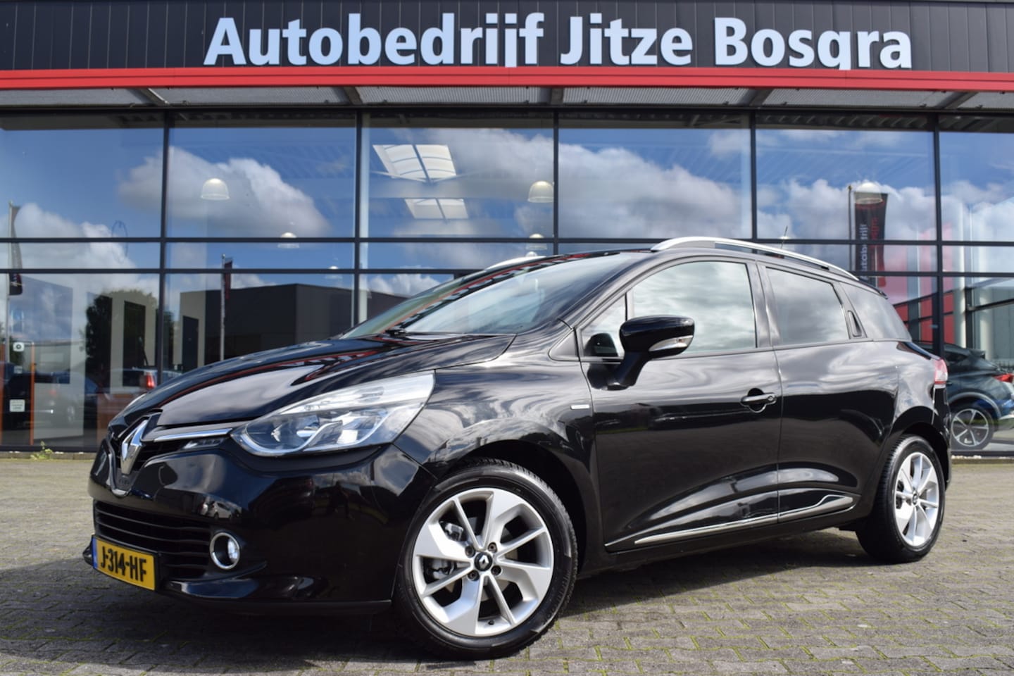 Renault Clio Estate - 0.9 TCE Expression ECC | Full Map Navi | Telefonie | Keyless | Volledig Onderhouden!! - AutoWereld.nl
