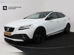 Volvo V40 Cross Country - 1.5 T3 Dynamic Edition (PANORAMADAK, STOELVERWARMING, CAMERA, NAVIGATIE, PARKEERSENSOREN)