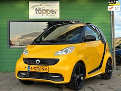 Smart Fortwo coupé - 1.0 mhd Bumble Bee|Panoramadak|Camera|Navigatie|Elektr.ramen|NAP|Automaat|