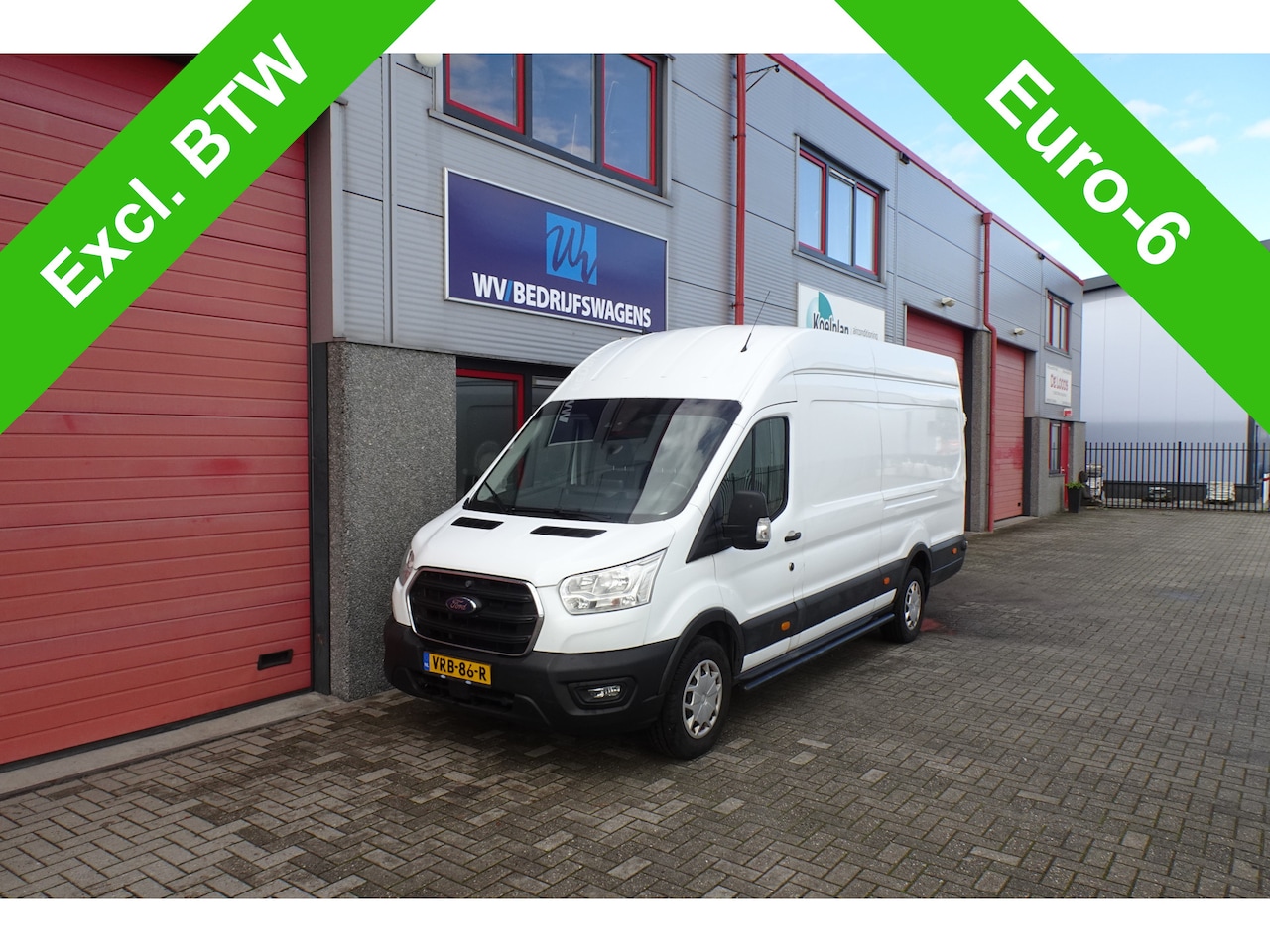 Ford Transit - 350 2.0 TDCI L4H3 Trend RWD 3 zits camera navi direct inzetbaar - AutoWereld.nl