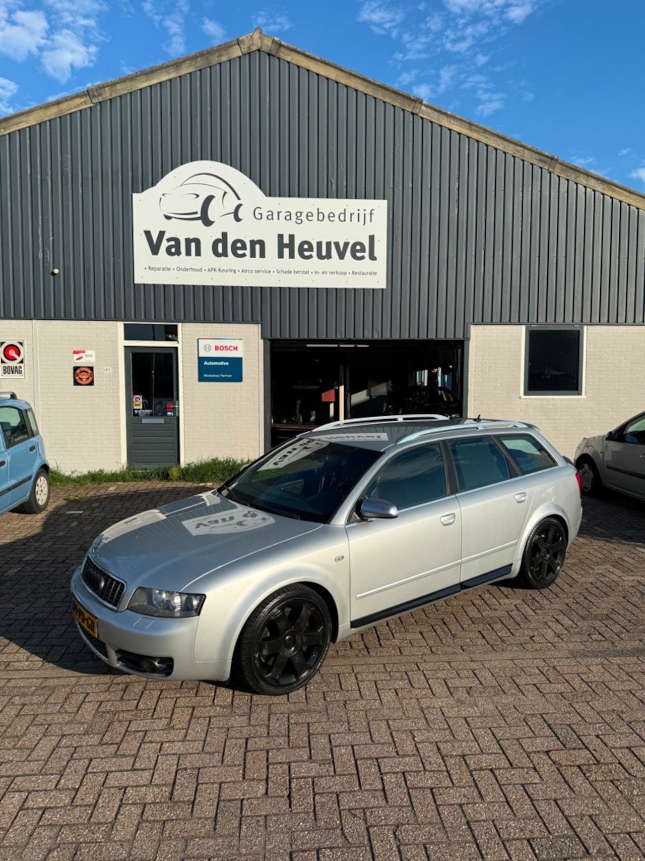 Audi A4 Avant - 4.2 V8 quattro S4 Pro Line 4.2 V8 quattro S4 Pro Line - AutoWereld.nl