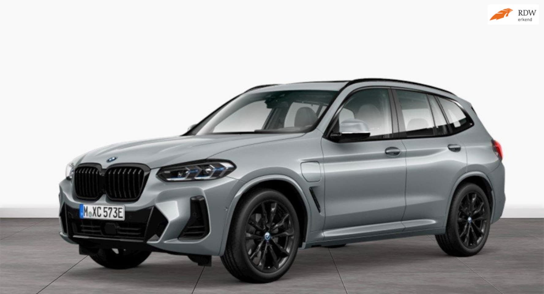BMW X3 - XDrive30e High Executive Edition M Laser/ Memory stoelen/ ACC/ H&K/ Trekhaak/ 20"/ Camera/ - AutoWereld.nl