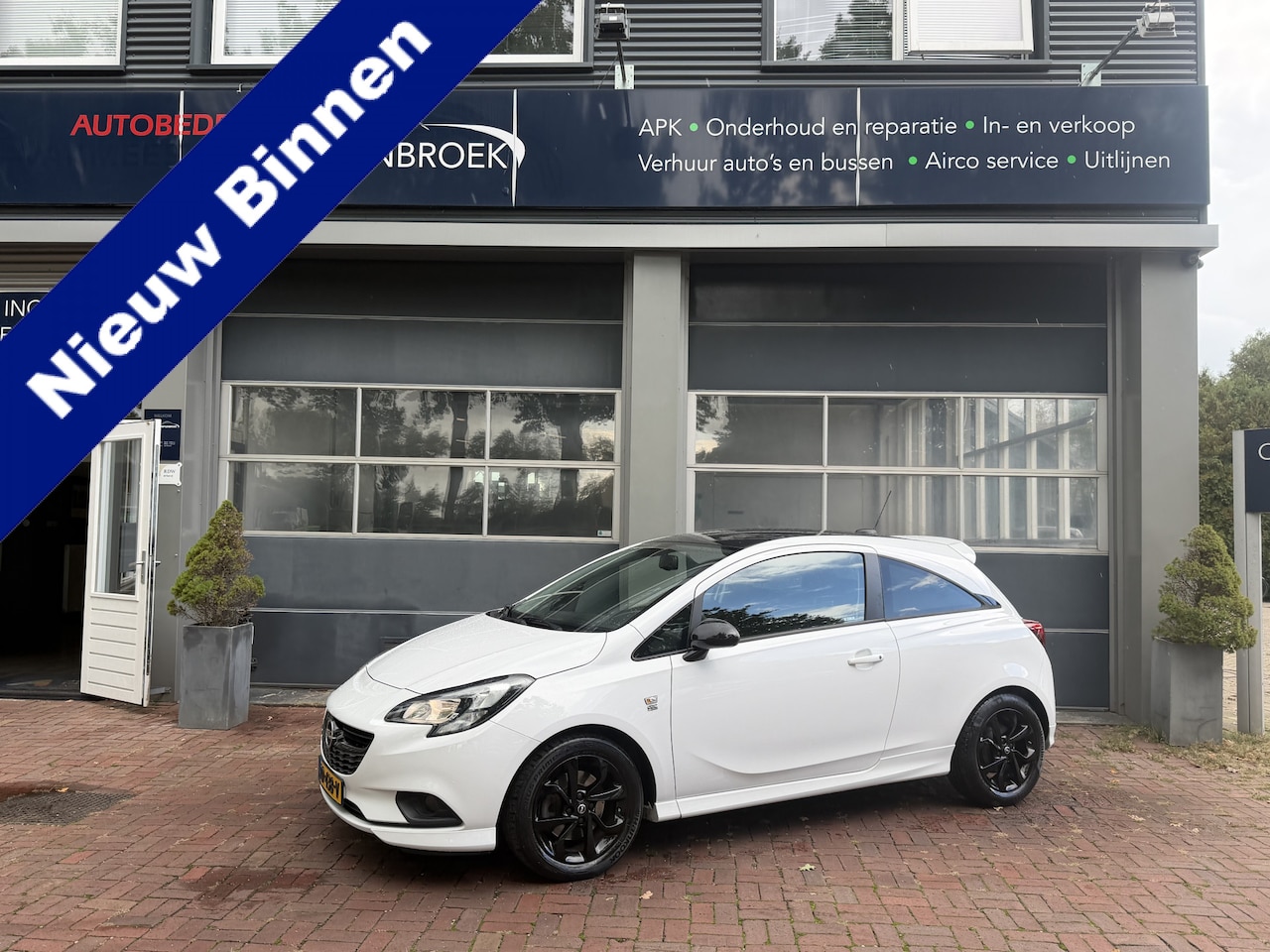 Opel Corsa - 1.0 Turbo Online Edition Bj 2017 Pdc,Cruise,17Inch Sportieve auto - AutoWereld.nl