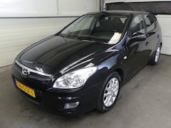 Hyundai i30 - 1.6i Style - 1e eigenaar - Airco - Mooie Auto