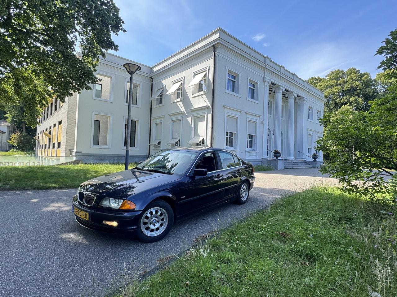 BMW 3-serie - 320 i AUT, 6 CILINDER AIRCO, E46 Executive - AutoWereld.nl