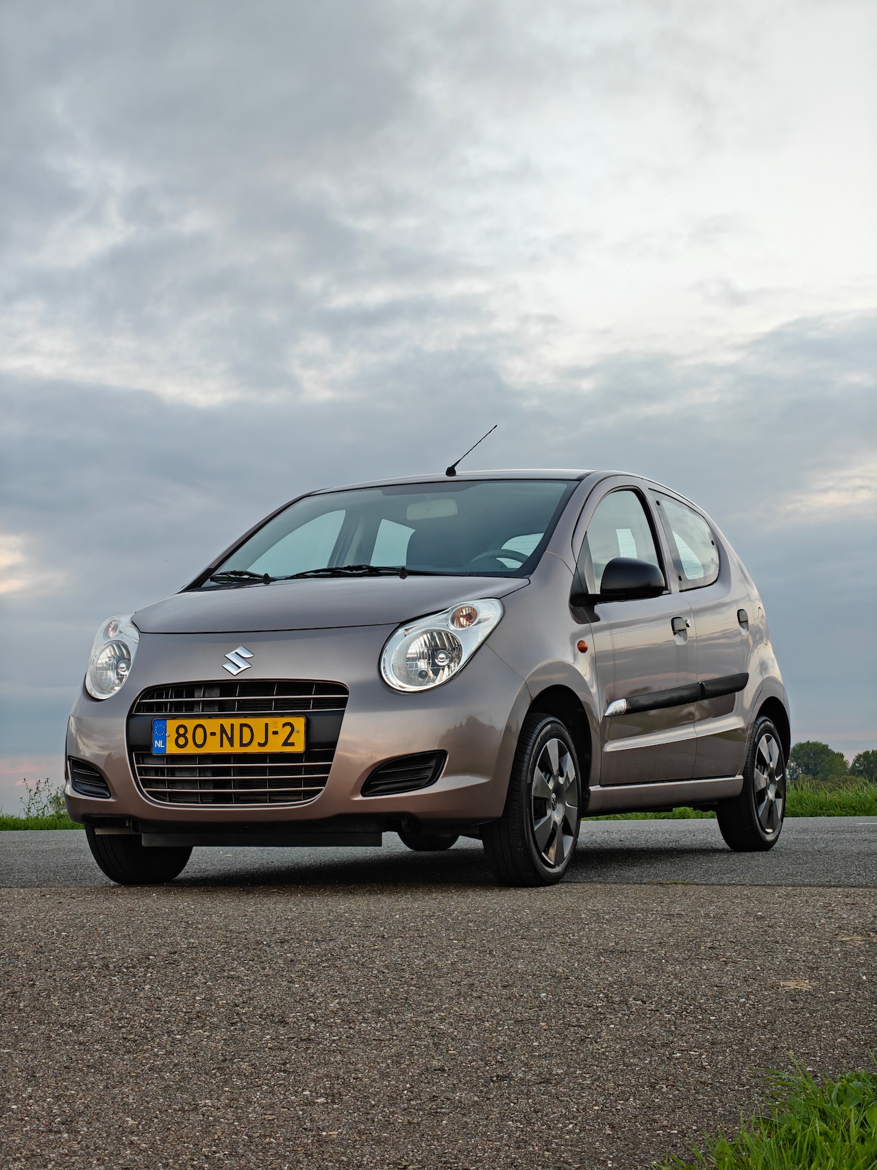 Suzuki Alto - 1.0 Comfort Plus Dealeronderhouden/Airco - AutoWereld.nl