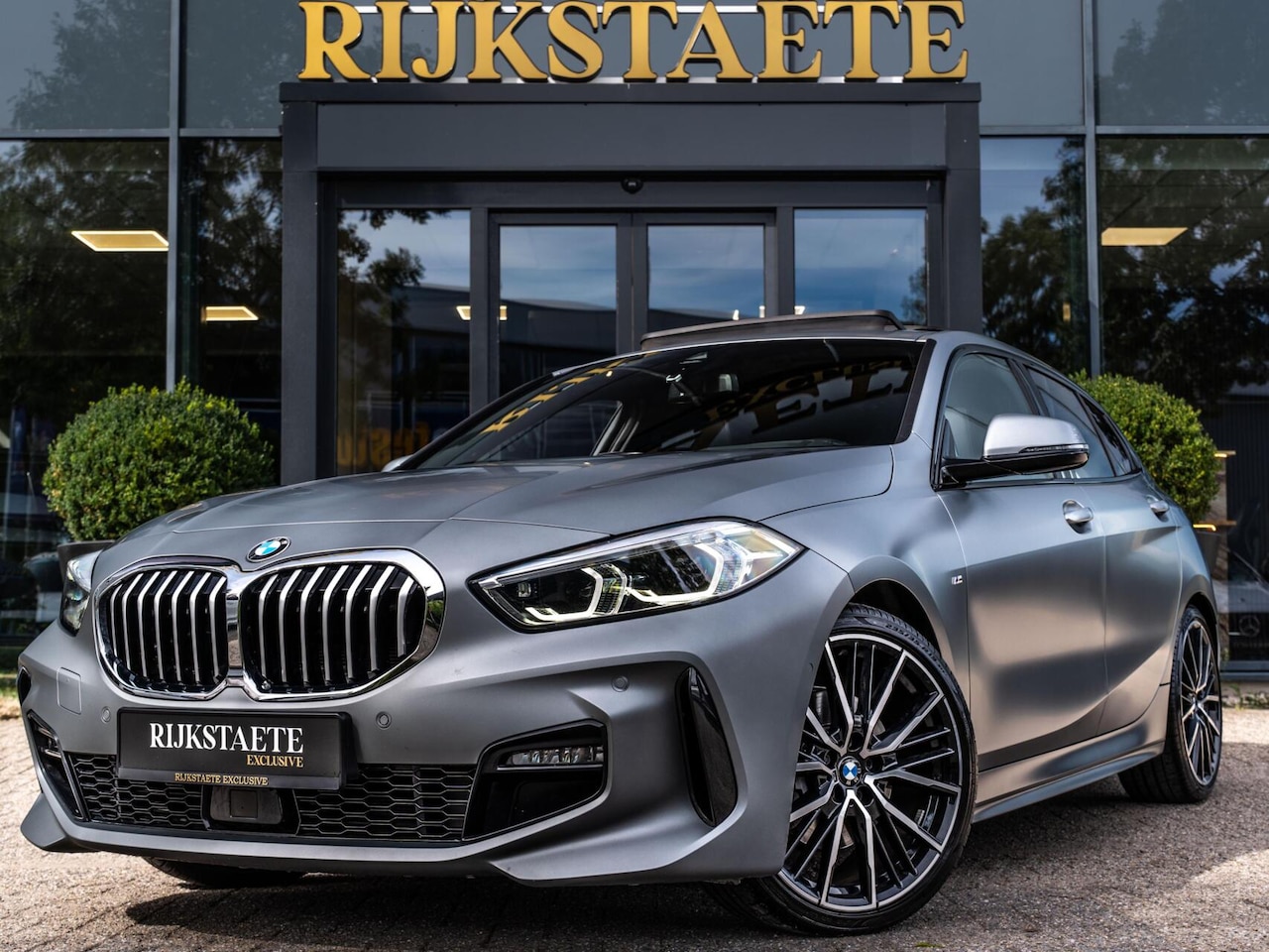 BMW 1-serie - 118i EDE M-Sport|PANO|ACC|CAM|19''|SFEER|LASER - AutoWereld.nl