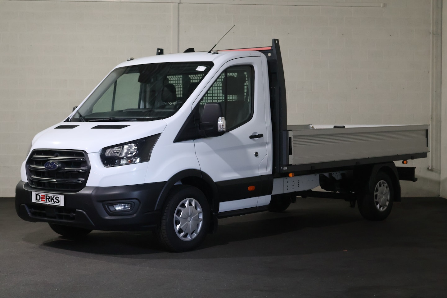 Ford Transit - 350 2.0 TDci Automaat Open Laadbak 3.65m (wordt verwacht) - AutoWereld.nl