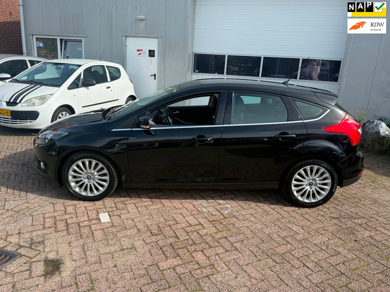Ford Focus - 1.6 EcoBoost First Edition 1.6 EcoBoost First Edition - AutoWereld.nl