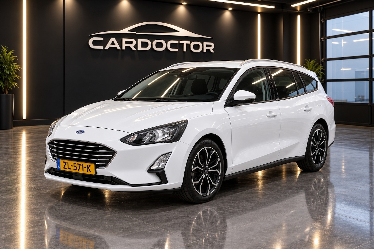 Ford Focus Wagon - 1.0 Airco - Navi - Park Assist - NW APK - NAP! - AutoWereld.nl