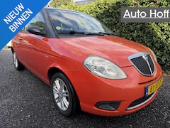 Lancia Y(psilon) - Ypsilon 1.2 B-colore | Airco | Elekt. Ramen | LMV | Radio / CD | Nieuwe APK
