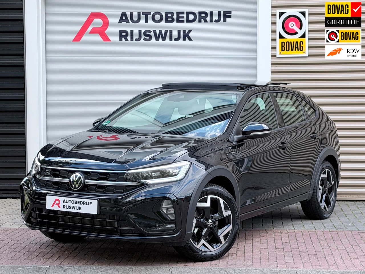 Volkswagen Taigo - 1.5 TSI R-Line Pano/Keylesa/Camera - AutoWereld.nl