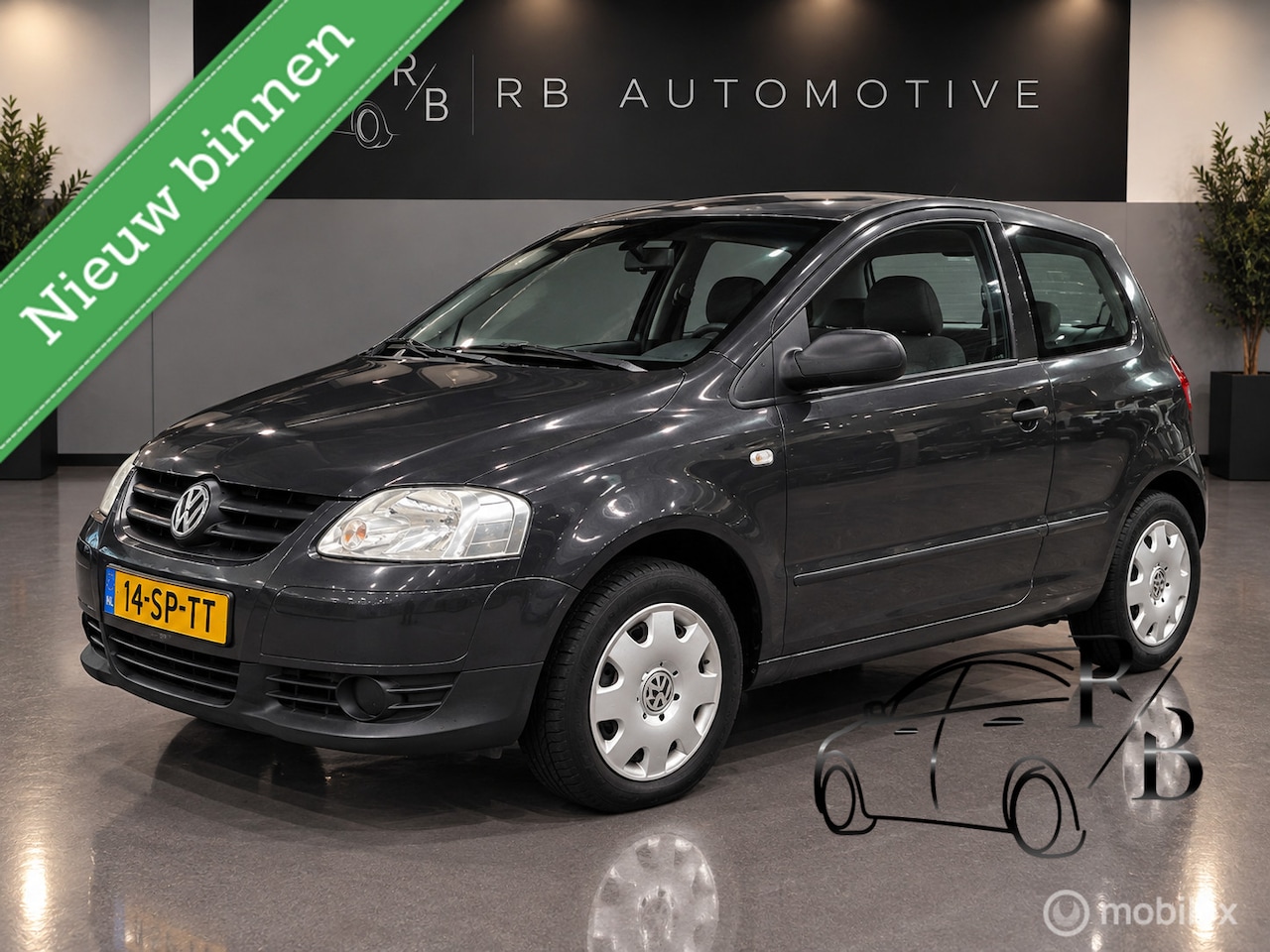 Volkswagen Fox - 1.4 Trendline AIRCO. NIEUWE APK - AutoWereld.nl