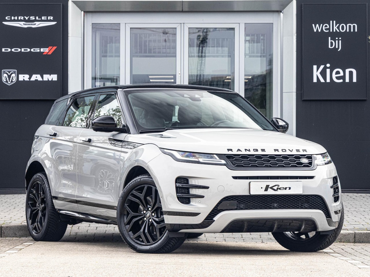 Land Rover Range Rover Evoque - 1.5 P300e AWD R-Dynamic | Virtual Cockpit | Leder | ACC | Dodehoek assist | 360 Camera | M - AutoWereld.nl