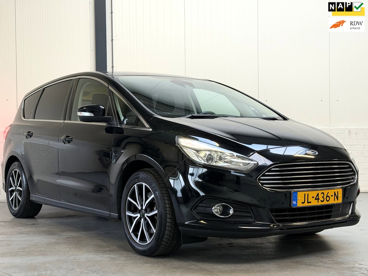 Ford S-Max - 1.5 Titanium|Keyless|Riem V.V.|1e Eigenaar|Trekhaak|Stoelverwarming - AutoWereld.nl