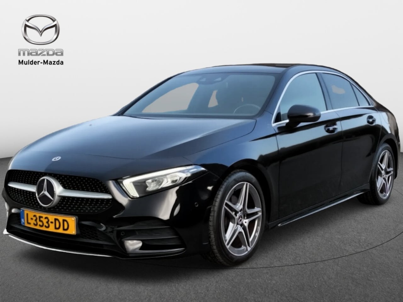 Mercedes-Benz A-klasse - 180 AMG-line | Sfeerled | Widescreen | Stoelverwarming | Camera | Navi - AutoWereld.nl
